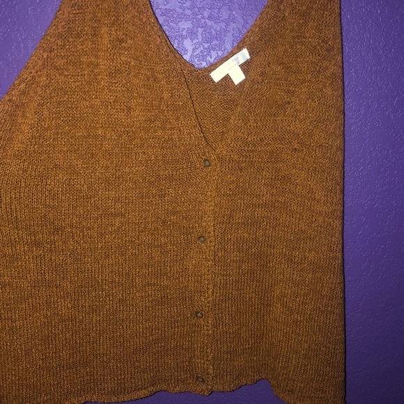 Knitted Crop top - Picture 1 of 5